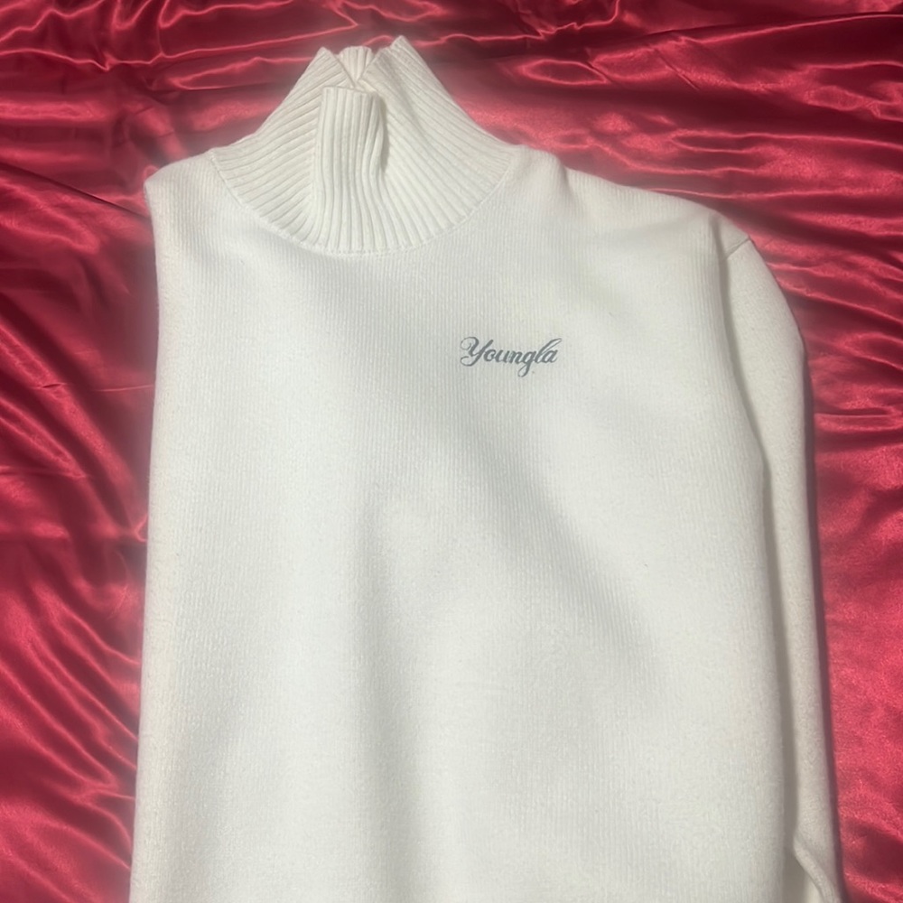 Royalty Sweater YoungLA